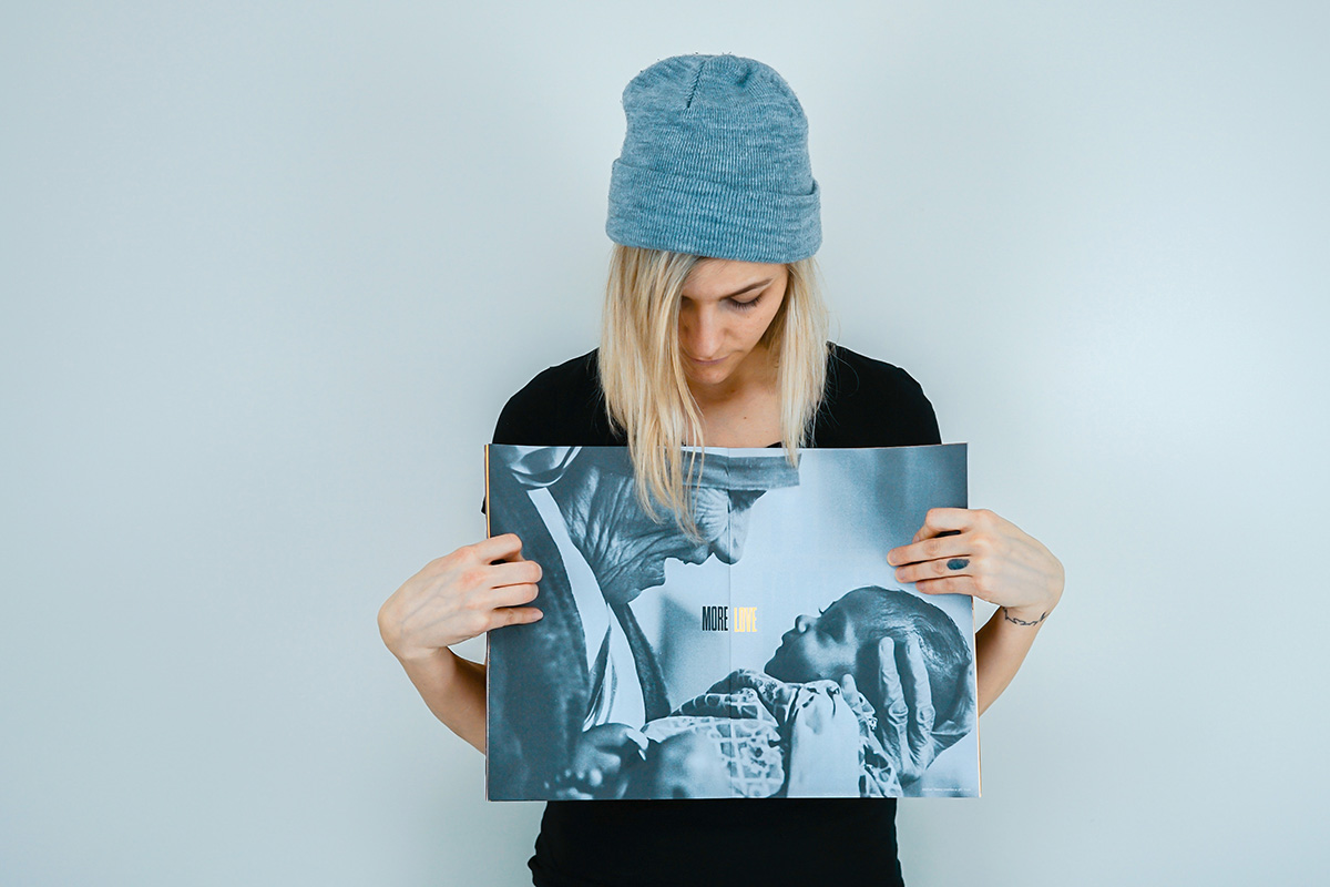 Photographe montrant un tirage